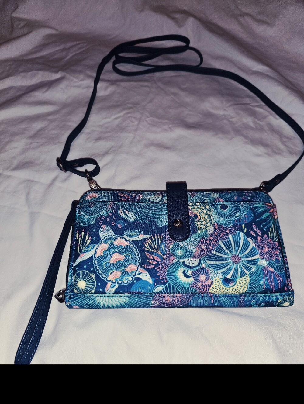 Sakroots Floral Navy Crossbody Wallet